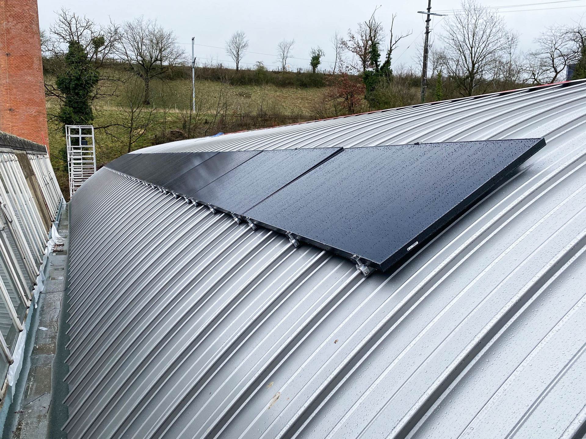BEMO-Sheddach-Sanierung-PV-Module